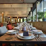 Hotell Grand Hradec 4*
