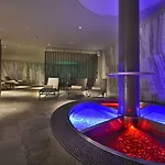 Grand Hradec Hotel 4*