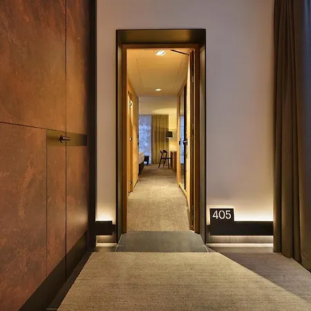 Grand Hradec Hotel