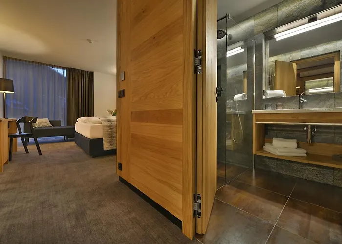 Grand Hradec Hotel