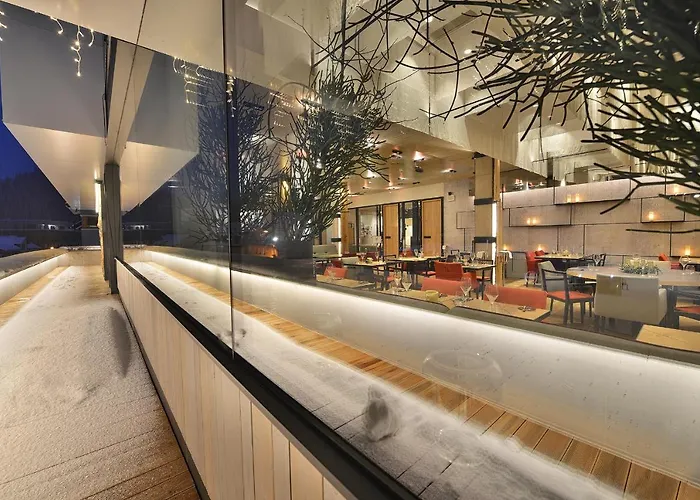 Grand Hradec Hotel