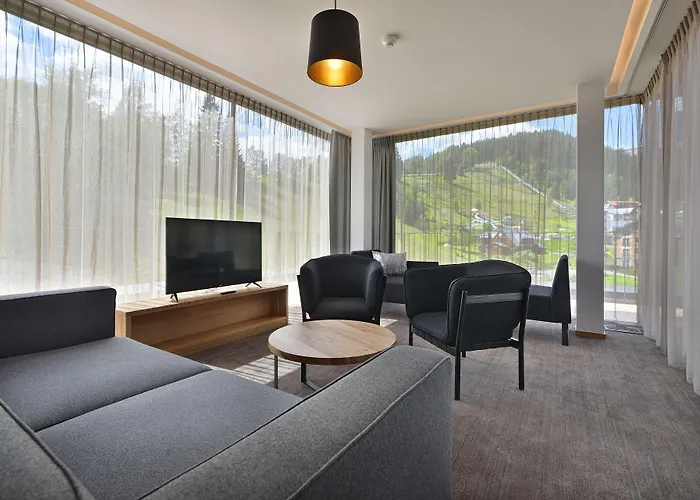 Grand Hradec Hotel